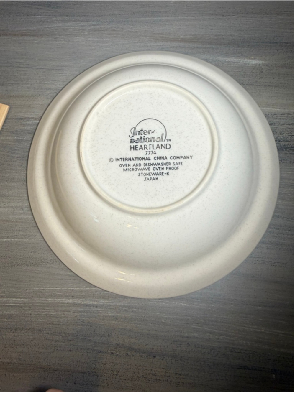 Vintage International Heartland Stoneware 9 Inch Serving Bowl Japan Cottagecore - Picture 8 of 8
